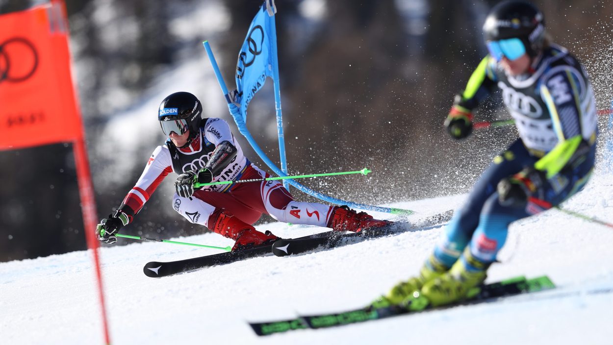 CORTINA D AMPEZZO,ITALY,17.FEB.21 - ALPINE SKIING - FIS Alpine World Ski Championships, parallel giant slalom, team event. Image shows Fabio Gstrein (AUT).