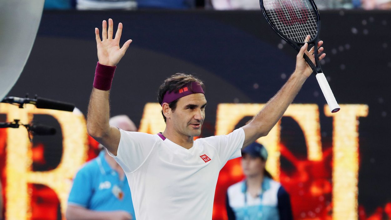Roger Federer meldet sich in Doha mit einem Dreisatz-Sieg auf der ATP-Tour zurück.