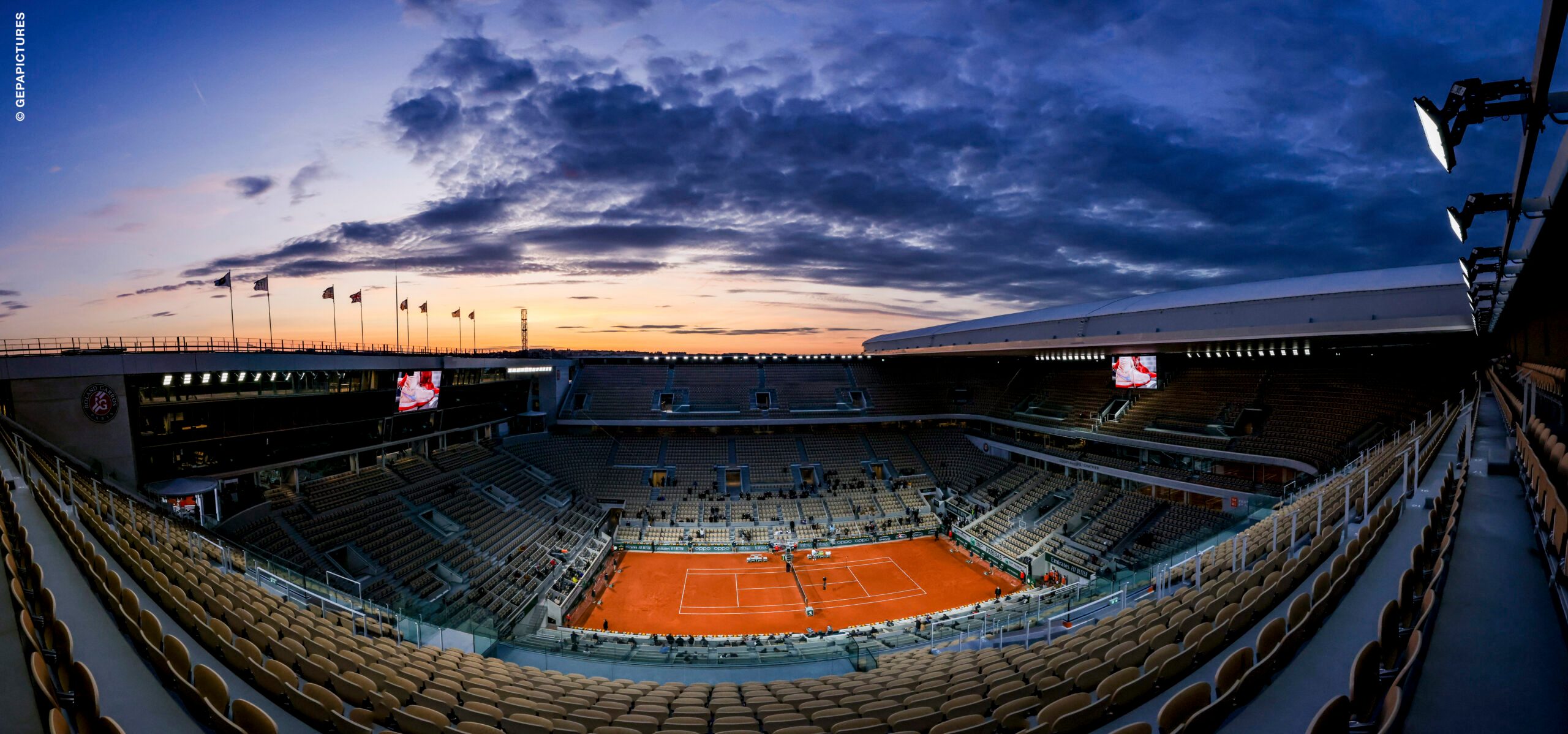 PARIS,FRANCE,28.SEP.20 - TENNIS - ATP World Tour, French Open, Roland Garros, Grand Slam. Image shows an overview of the Court Philippe Chatrier.