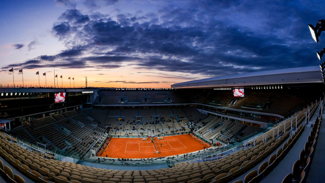 PARIS,FRANCE,28.SEP.20 - TENNIS - ATP World Tour, French Open, Roland Garros, Grand Slam. Image shows an overview of the Court Philippe Chatrier.