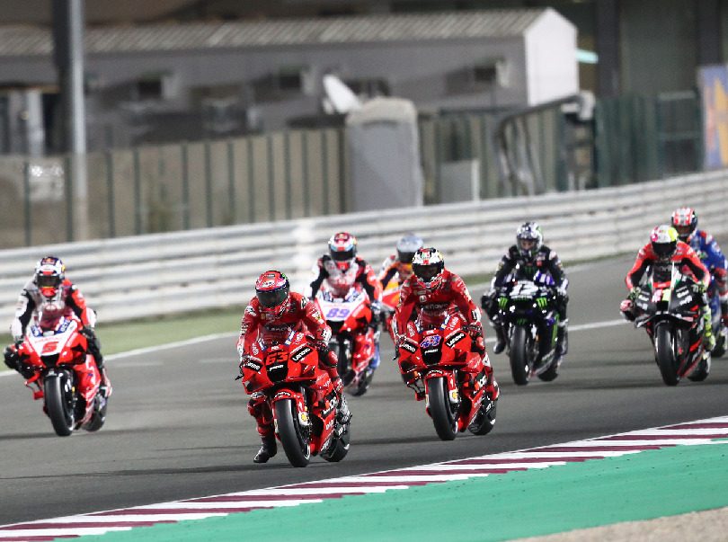 Derzeit stellt Ducati sechs von 22 MotoGP-Bikes, 2022 werden es acht von 24 sein.
