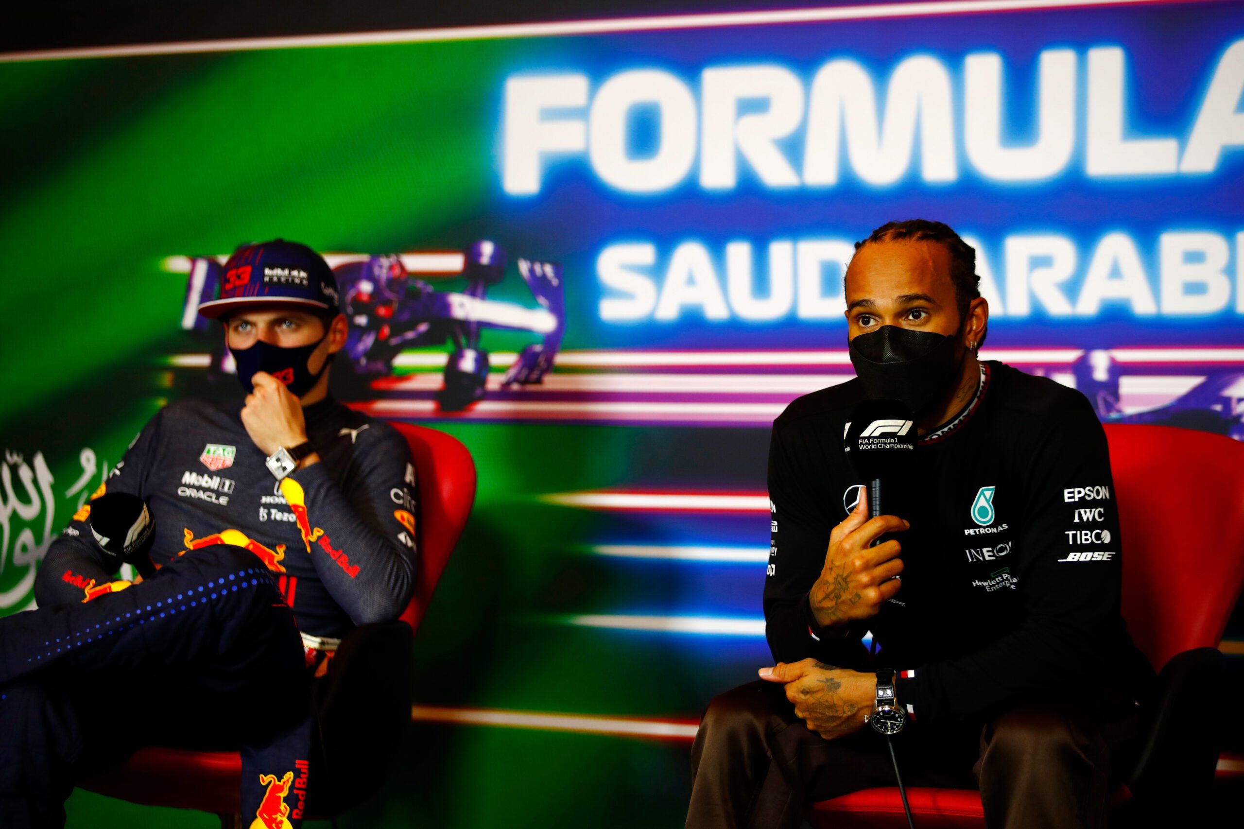 JEDDAH,SAUDI ARABIA,05.DEC.21 - MOTORSPORTS, FORMULA 1 - Grand Prix of Saudi Arabia, Jeddah Corniche Circuit, FIA press conference. Image shows Max Verstappen (NED/ Red Bull Racing) and Lewis Hamilton (GBR/ Mercedes).