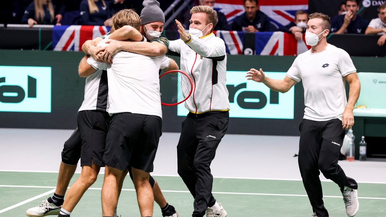 INNSBRUCK,AUSTRIA,30.NOV.21 - TENNIS - ITF Davis Cup Finals 2021, quarterfinal, Great Britain vs Germany. Image shows the rejoicing of the german team.