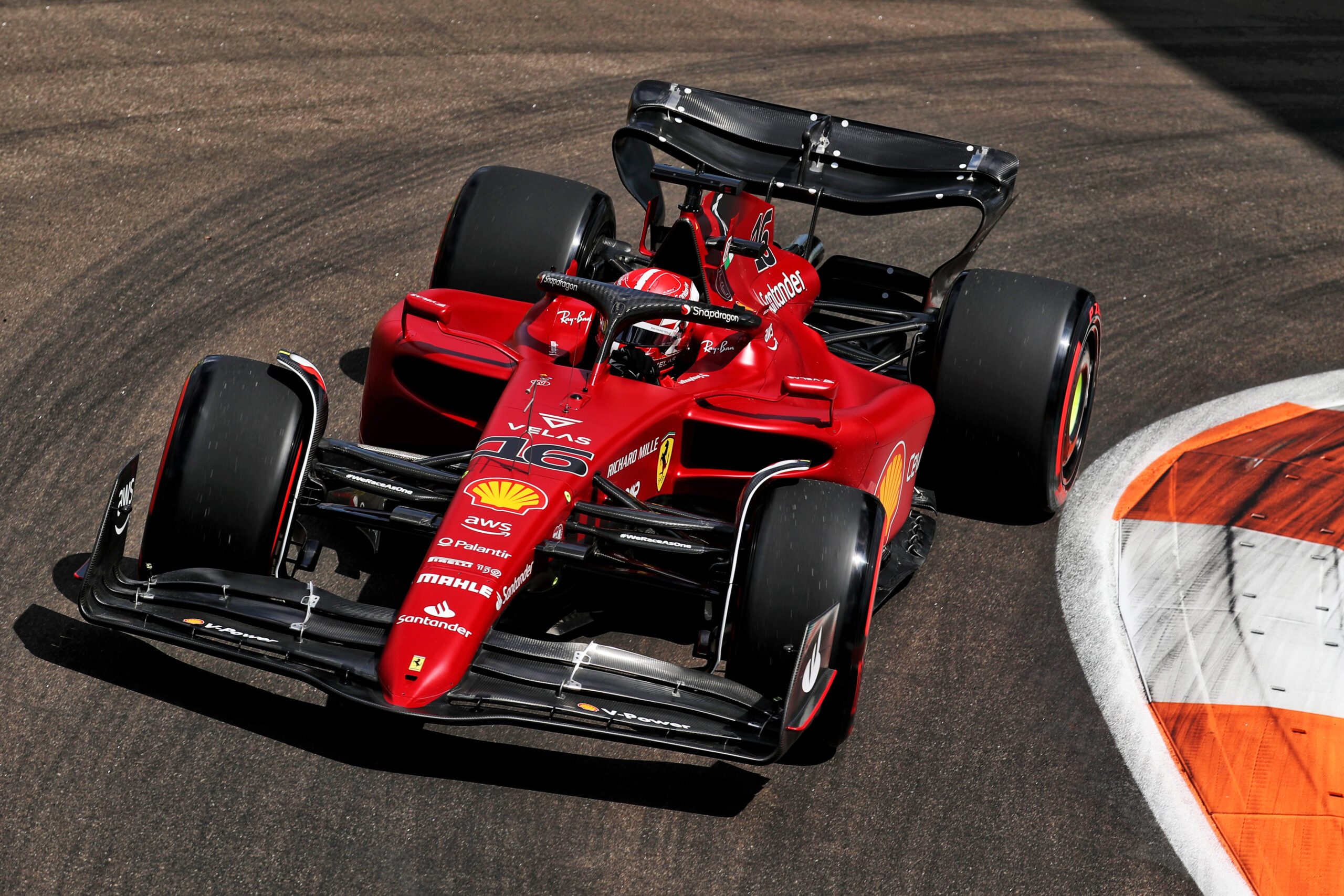 Formel 1 in Miami Pole für Charles Leclerc im Ferrari
